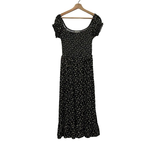 Urban Outfitters Tessie Smocked Puff Sleeve Midi Dress, Floral black, Small - Picture 2 of 4